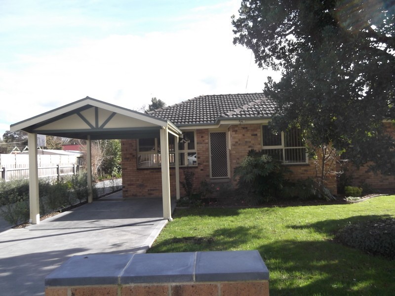 59 Pembroke Road, Mooroolbark VIC 3138