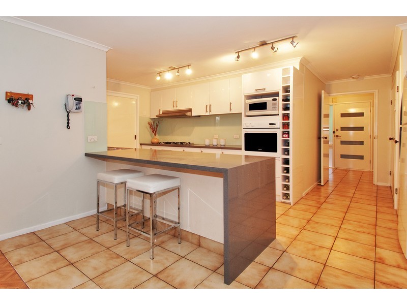 7 Blaxland Court, Mooroolbark VIC 3138