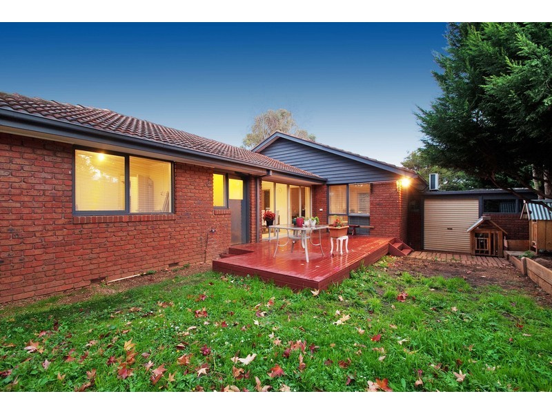 7 Eastwood Crescent, Mooroolbark VIC 3138