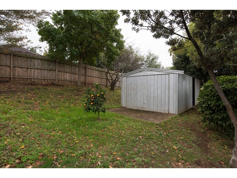 7 Eastwood Crescent, Mooroolbark VIC 3138