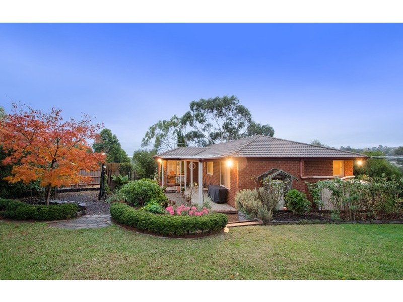 5 Westall Court, Mooroolbark VIC 3138
