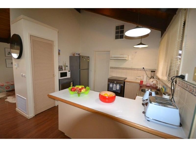 16 Landara Court, Mooroolbark VIC 3138