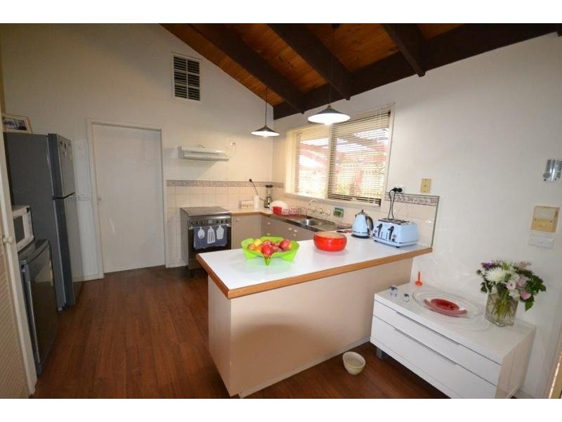 16 Landara Court, Mooroolbark VIC 3138