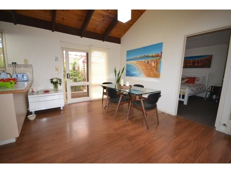 16 Landara Court, Mooroolbark VIC 3138