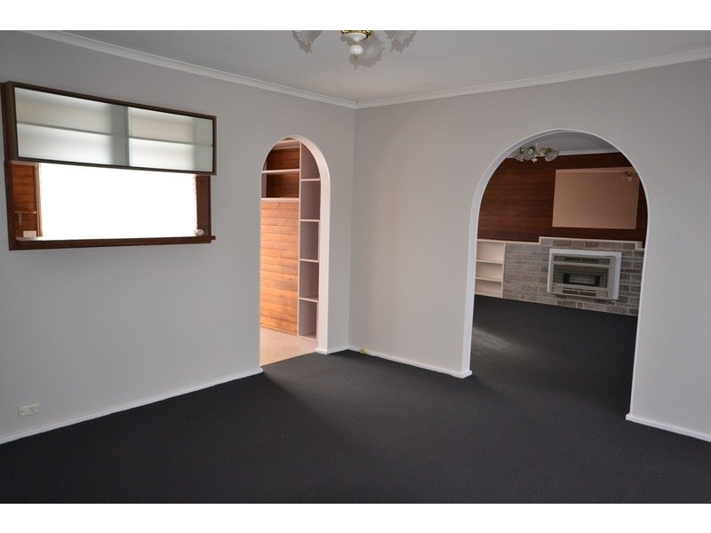 49 Pembroke Road, Mooroolbark VIC 3138
