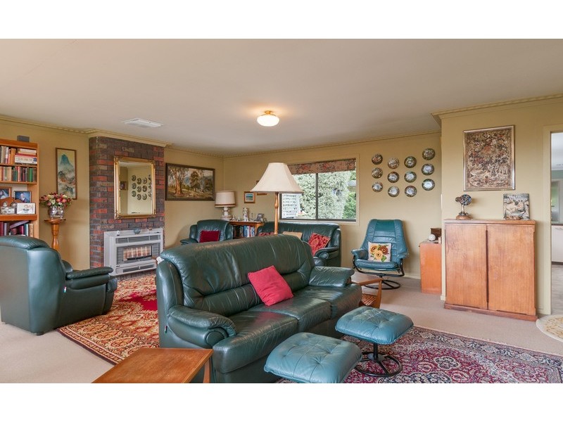 51 Switchback Road, Chirnside Park VIC 3116