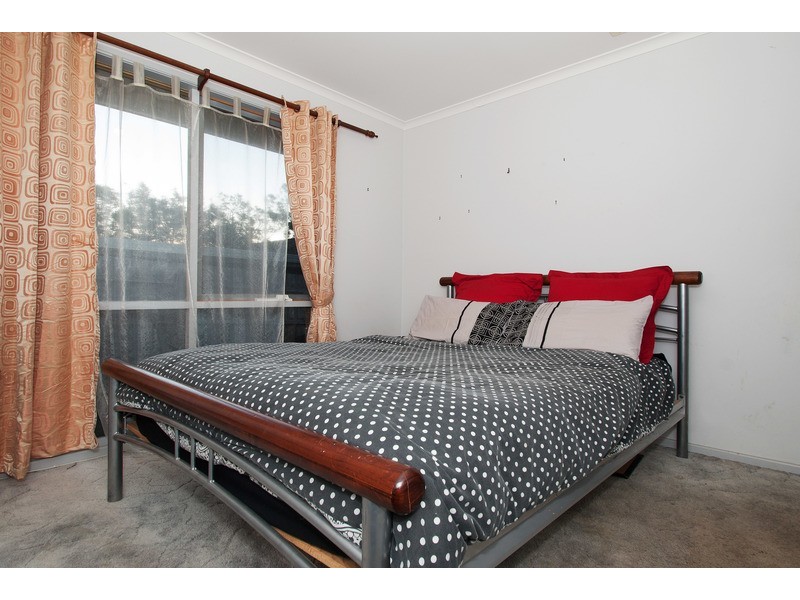 22 Cameron Road, Croydon VIC 3136