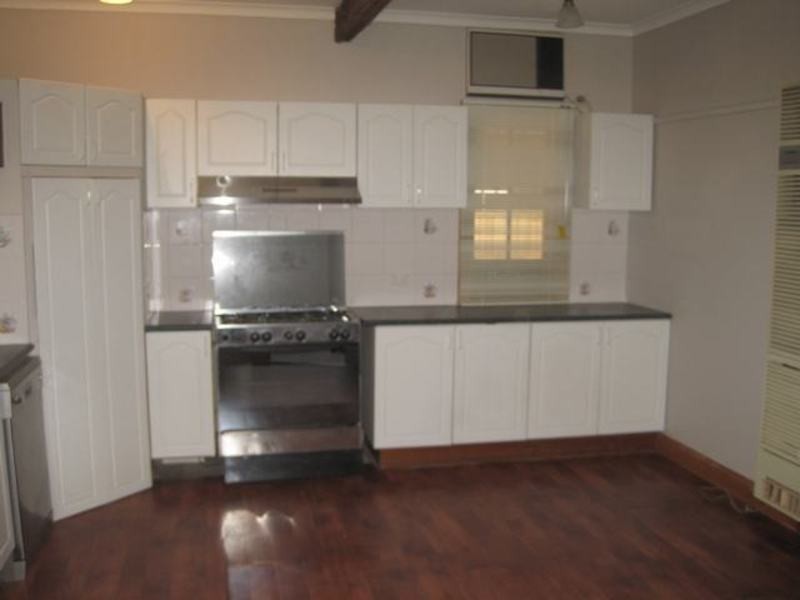 55 Liverpool Road, Kilsyth VIC 3137