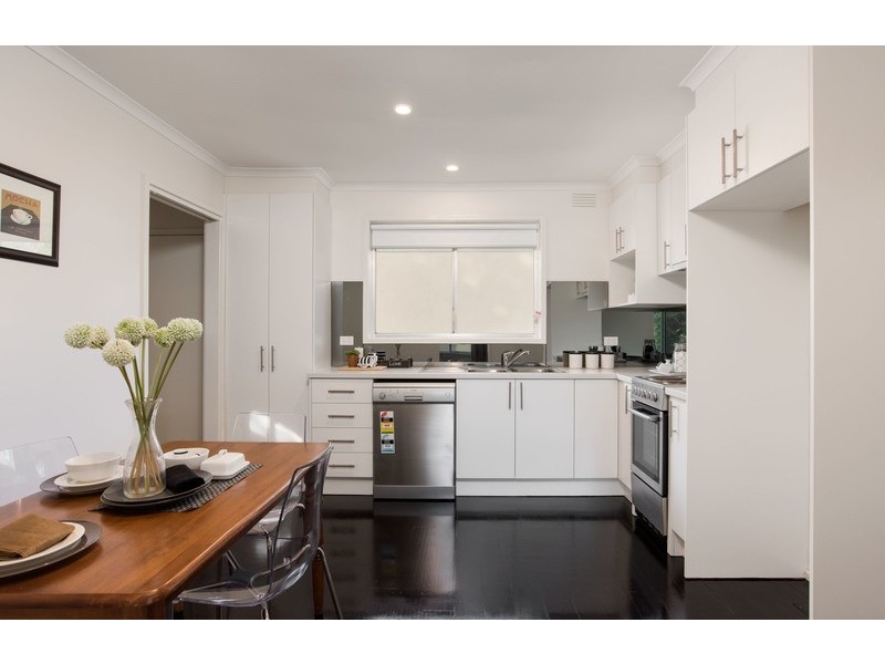 38 Blackburn Road, Mooroolbark VIC 3138