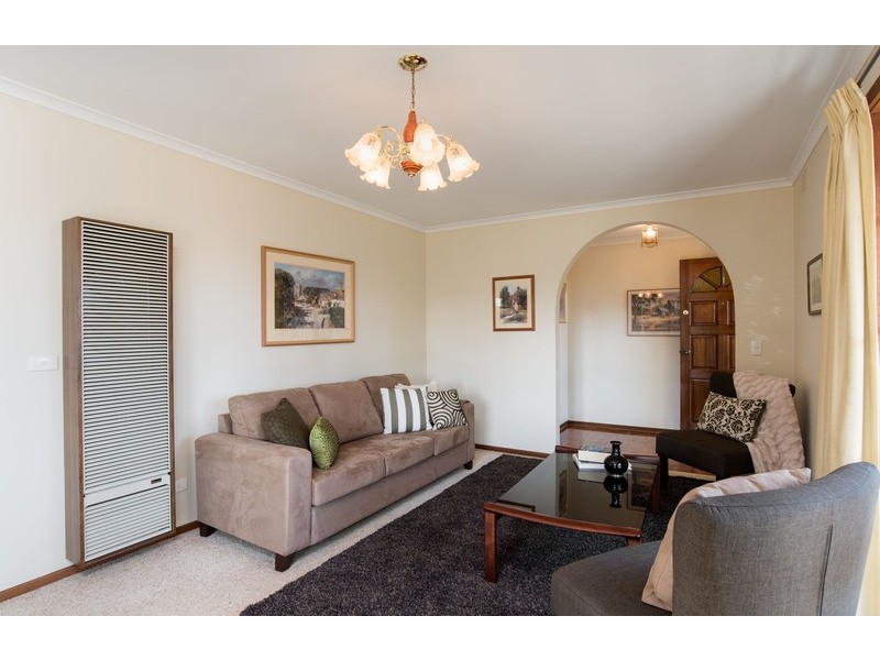 20 Ashton Avenue, Mooroolbark VIC 3138