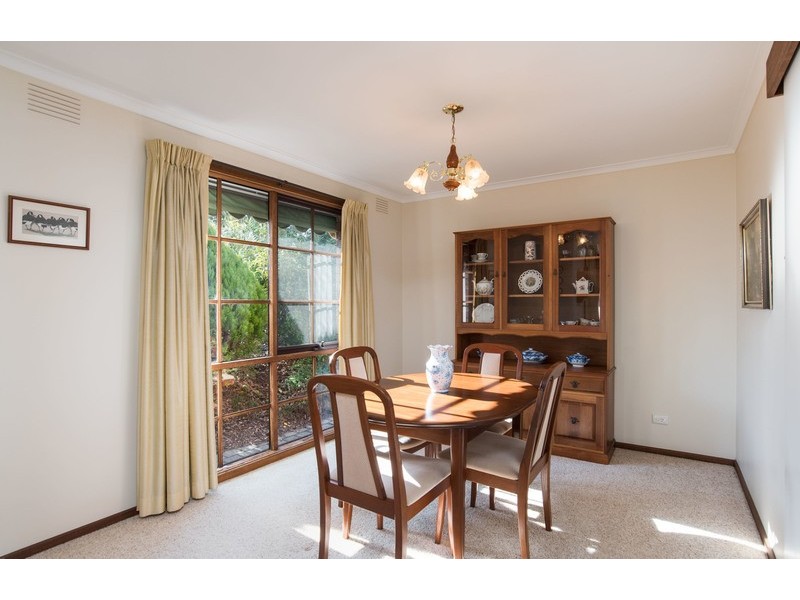 20 Ashton Avenue, Mooroolbark VIC 3138