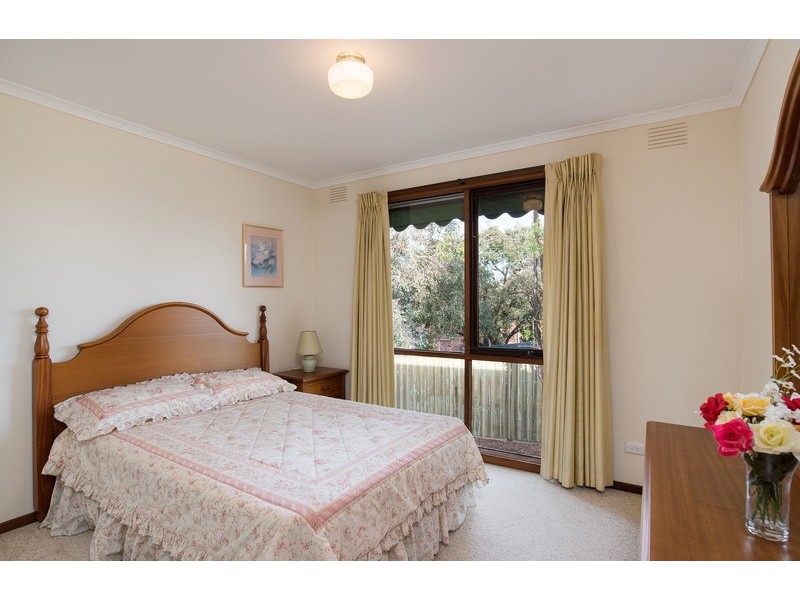 20 Ashton Avenue, Mooroolbark VIC 3138