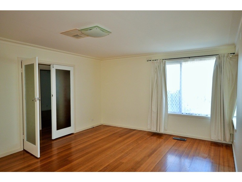 23 Kipling Avenue, Mooroolbark VIC 3138