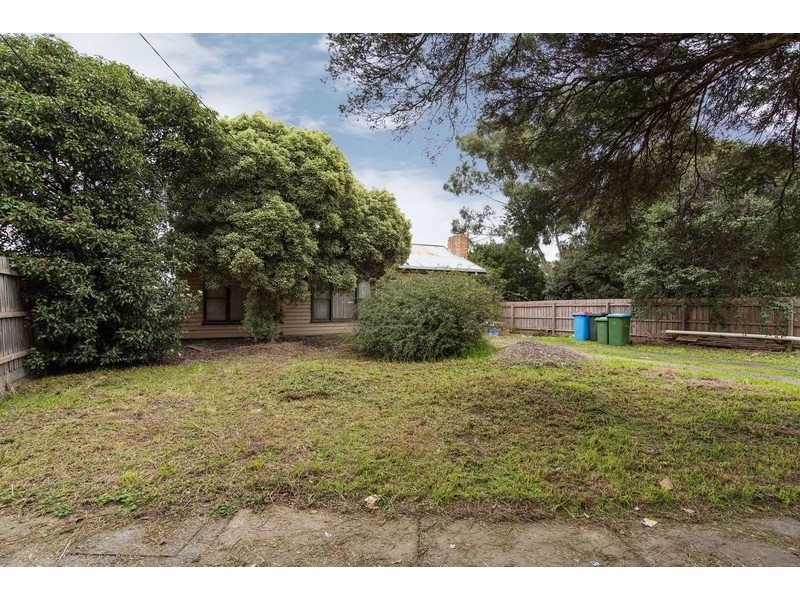 23 White Avenue, Bayswater VIC 3153