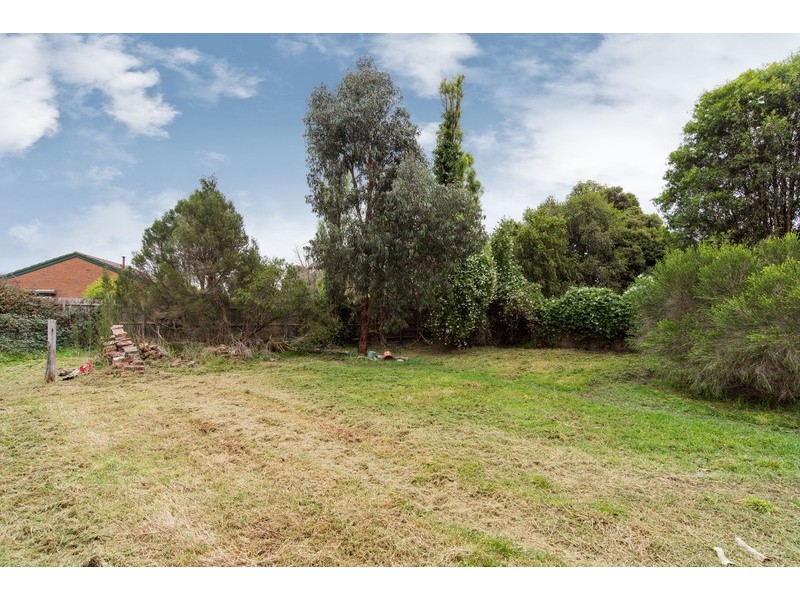 23 White Avenue, Bayswater VIC 3153