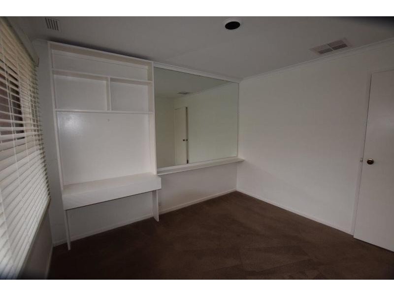 4 Peachwood Place, Croydon Hills VIC 3136