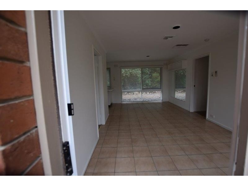 4 Peachwood Place, Croydon Hills VIC 3136