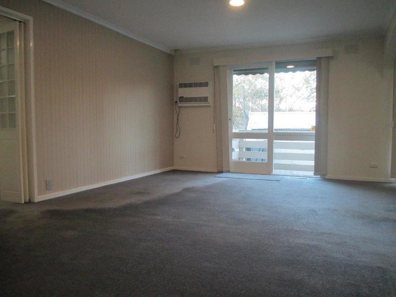 10 Brenda Court, Croydon VIC 3136