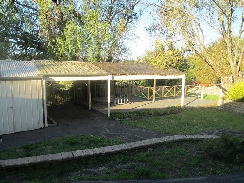 10 Brenda Court, Croydon VIC 3136