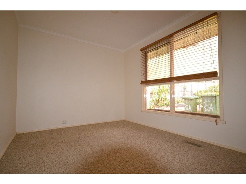 32 Dryden Concourse, Mooroolbark VIC 3138