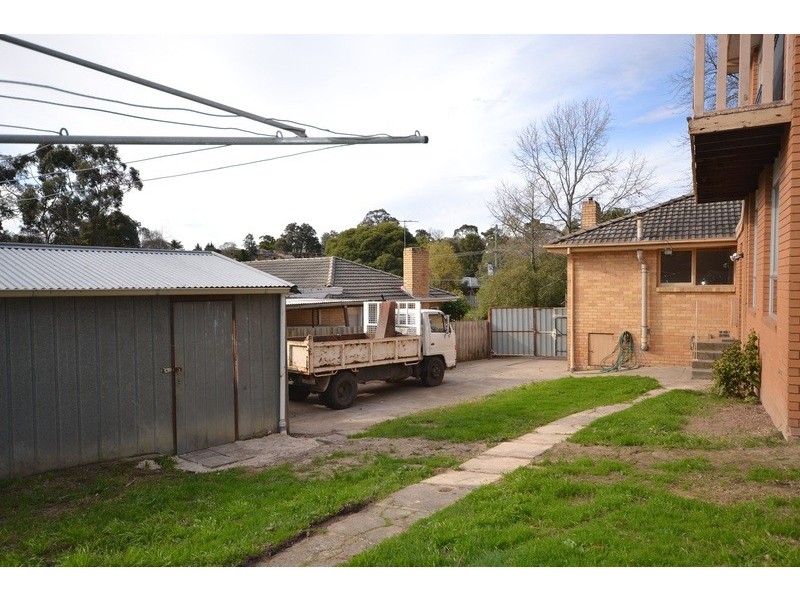 32 Dryden Concourse, Mooroolbark VIC 3138