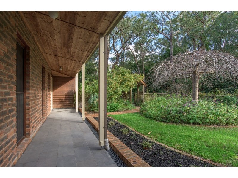 81 Edinburgh Road, Lilydale VIC 3140