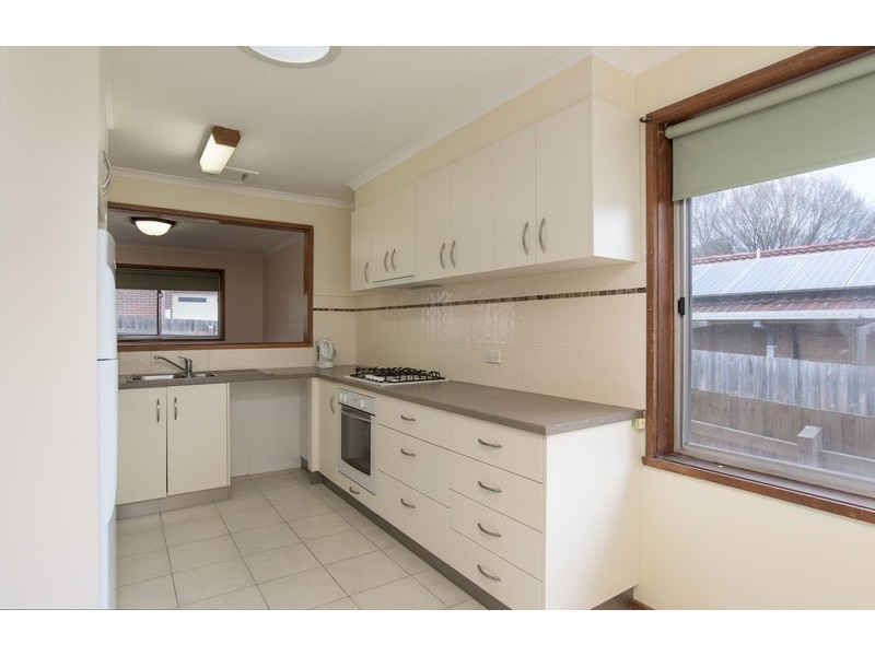 18 Mountfield Road, Kilsyth VIC 3137