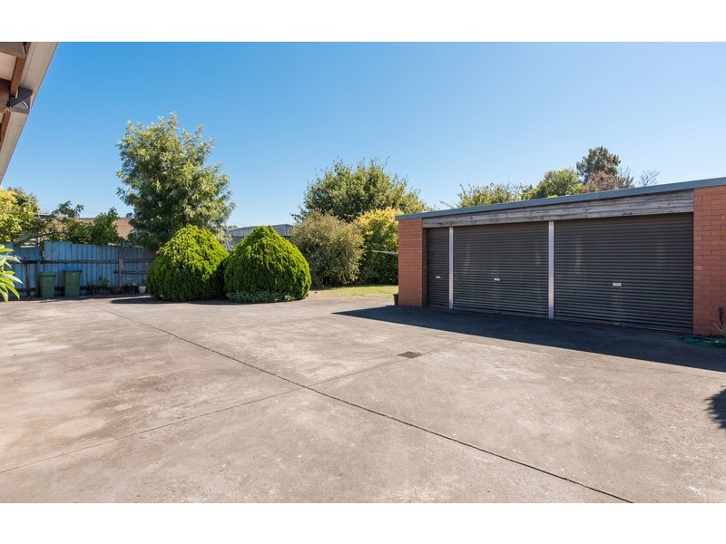 36 Jackson Street, Croydon VIC 3136