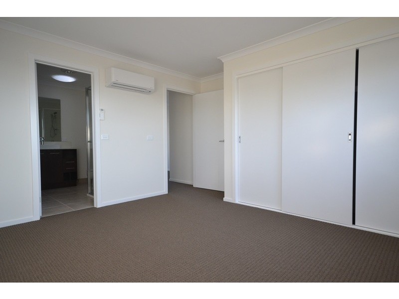 4/26-28 Deschamps Street, Lilydale VIC 3140