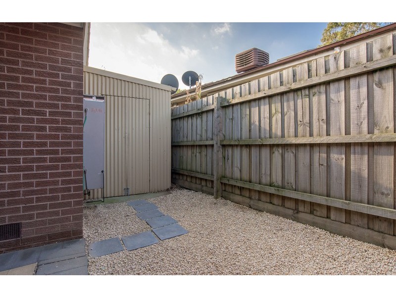16 Lockhart Court, Kilsyth VIC 3137