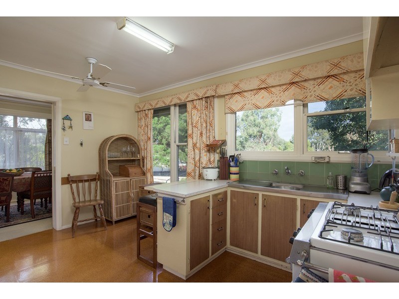46 Winyard Drive, Mooroolbark VIC 3138