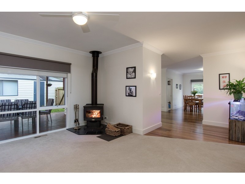 8 Joy Avenue, Mount Evelyn VIC 3796