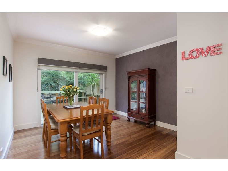 8 Joy Avenue, Mount Evelyn VIC 3796