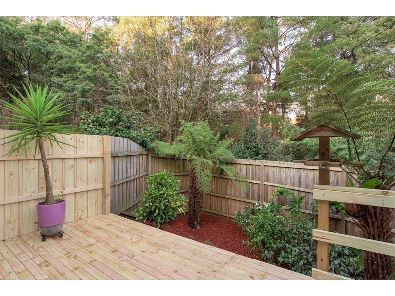 8 Joy Avenue, Mount Evelyn VIC 3796