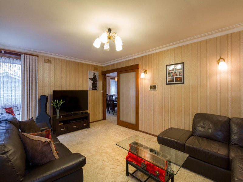 7 Currawa Drive, Boronia VIC 3155