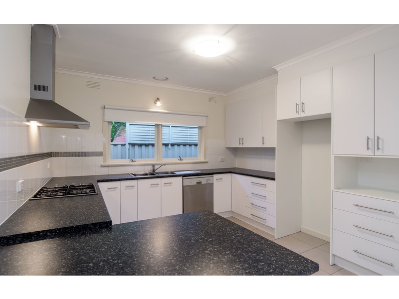 38 Sweetland Road, Mooroolbark VIC 3138