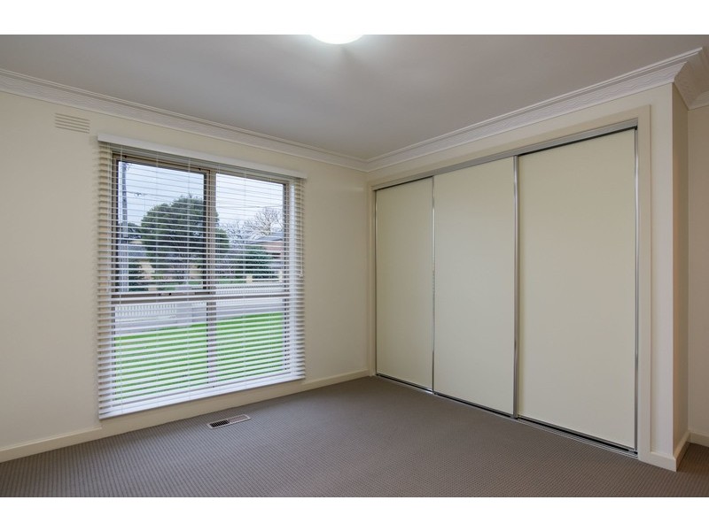 38 Sweetland Road, Mooroolbark VIC 3138