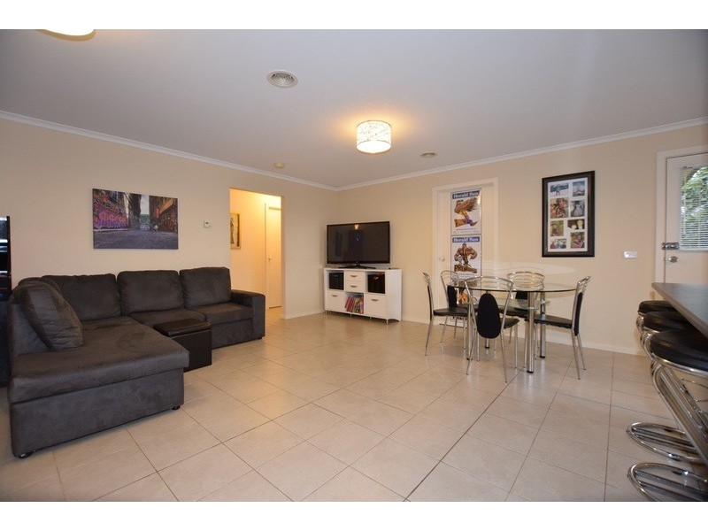 2/4 Thornton Court, Mooroolbark VIC 3138