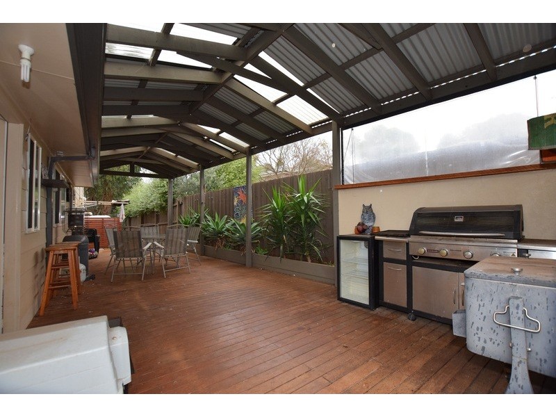 2/4 Thornton Court, Mooroolbark VIC 3138