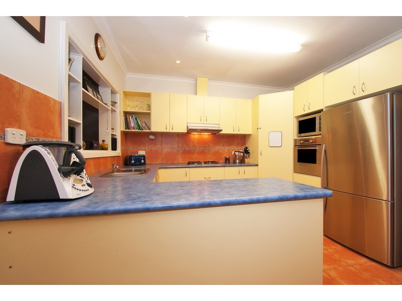 19 Shelley Avenue, Kilsyth VIC 3137