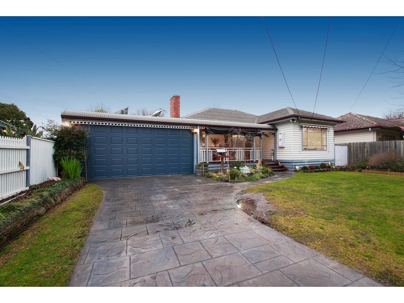 19 Shelley Avenue, Kilsyth VIC 3137