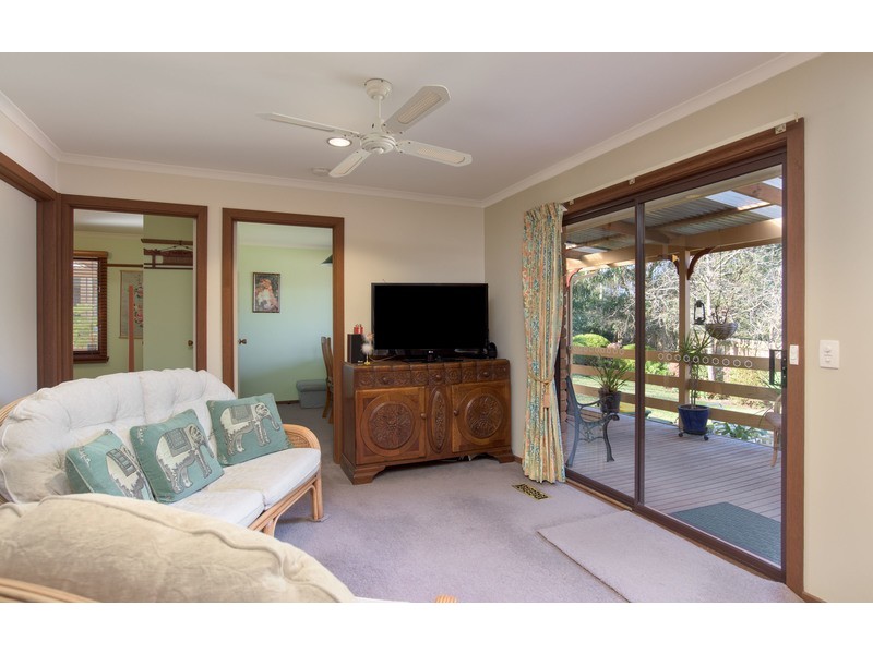 9 Quest Court, Mooroolbark VIC 3138