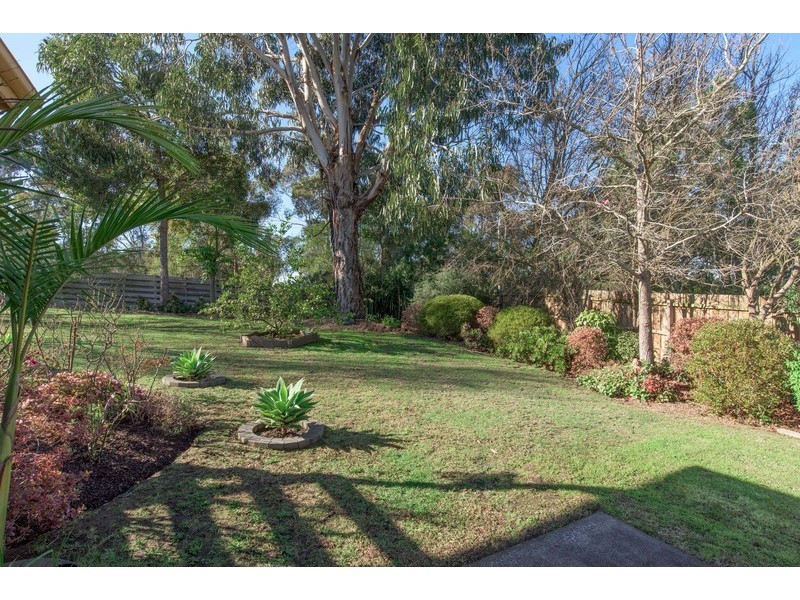 9 Quest Court, Mooroolbark VIC 3138