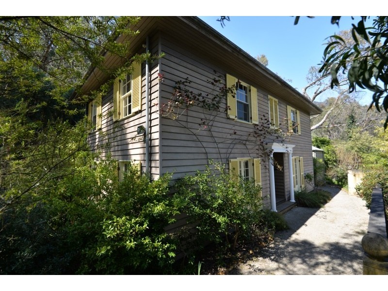 1 Lower View Road, Montrose VIC 3765