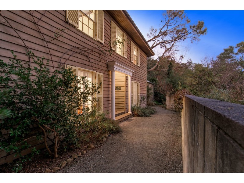 1 Lower View Road, Montrose VIC 3765