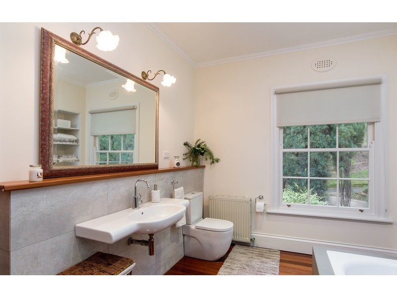 1 Lower View Road, Montrose VIC 3765