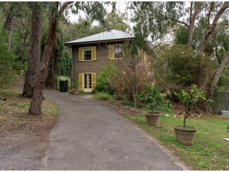 1 Lower View Road, Montrose VIC 3765