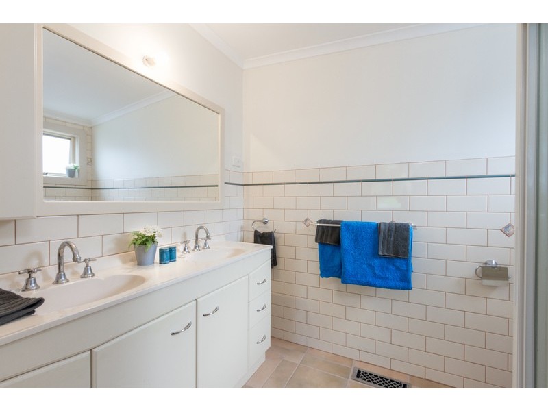 10 Warrawee Road, Mount Evelyn VIC 3796