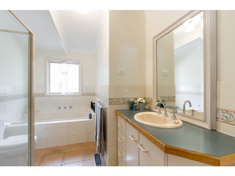 10 Warrawee Road, Mount Evelyn VIC 3796