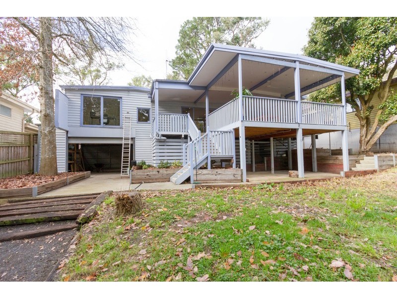 10 Warrawee Road, Mount Evelyn VIC 3796